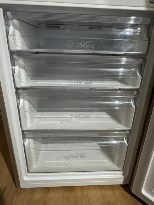 Холодильник Haier