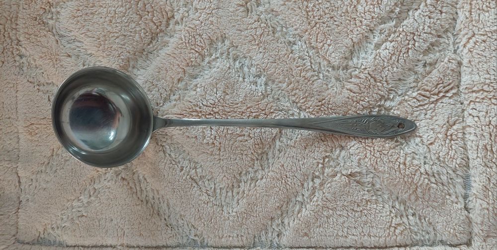 Продаются ложки, вилки, чайные ложки, половник из нержавейки