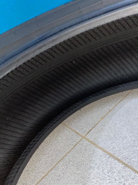 Продам шины R 19/ 245/55