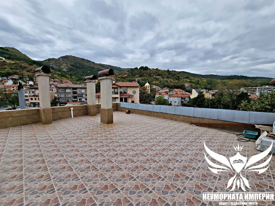 Продава се Тристаен апартамент в Асеновград - 143 кв.м за 1077 €/кв.м - Снимка #17