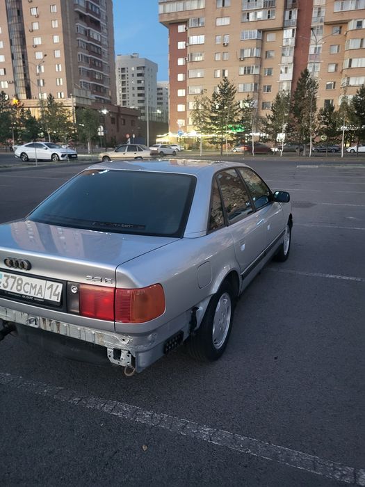 Продам ауди 100 с4