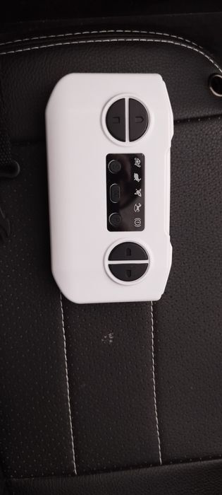 Машинка для Мальвика с пультом