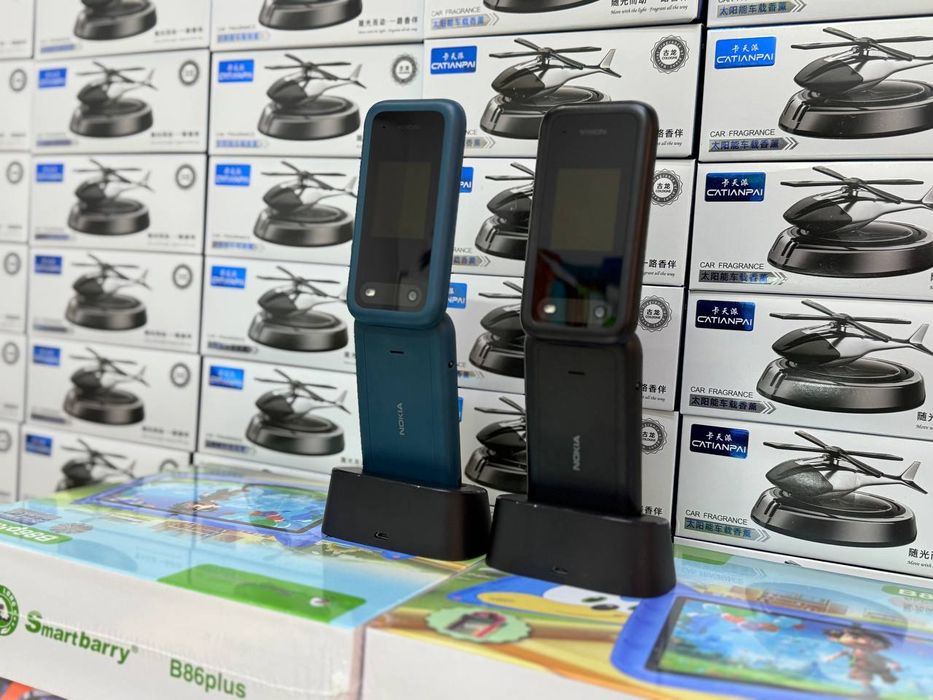 Nokia 2660 flip qorasidan bor yangi telfon Karopka dokument bor