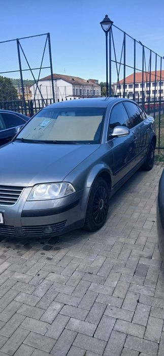 Vând Volkswagen Passat