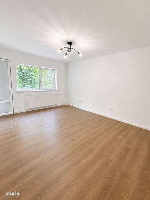 Apartament 2 Camere | Decomandat | Etaj 1 | Renovat Complet | 1985