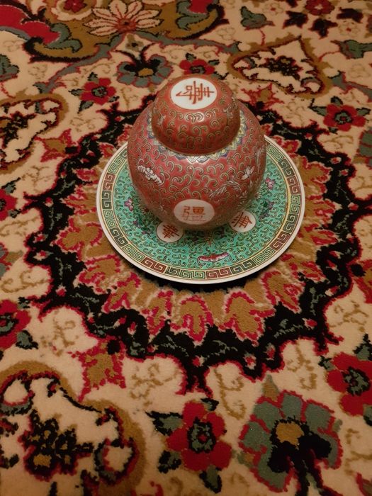 Vase din porțelan chinezești