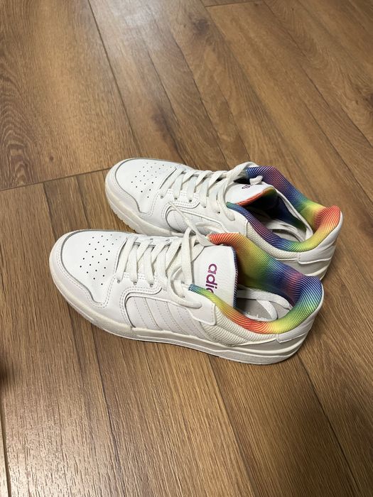 Дамски кецове Adidas