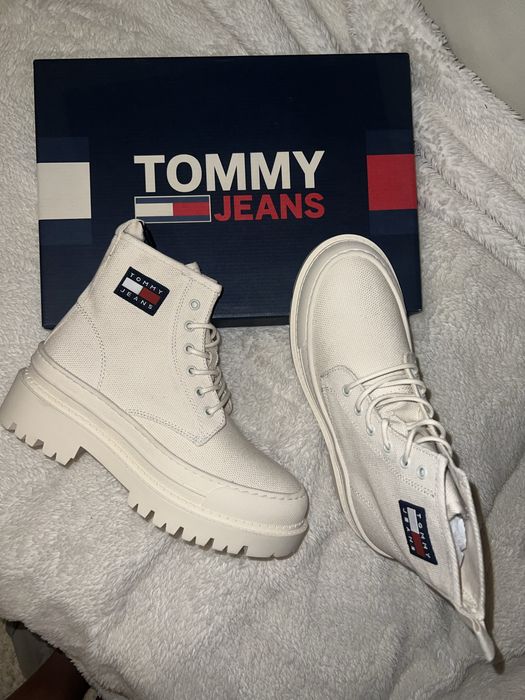 Обувки Tommy Hilfiger Jeans