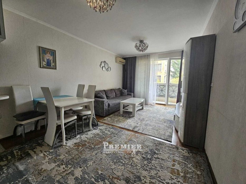 Тристаен апартамент в Равда на 50м от южния плаж