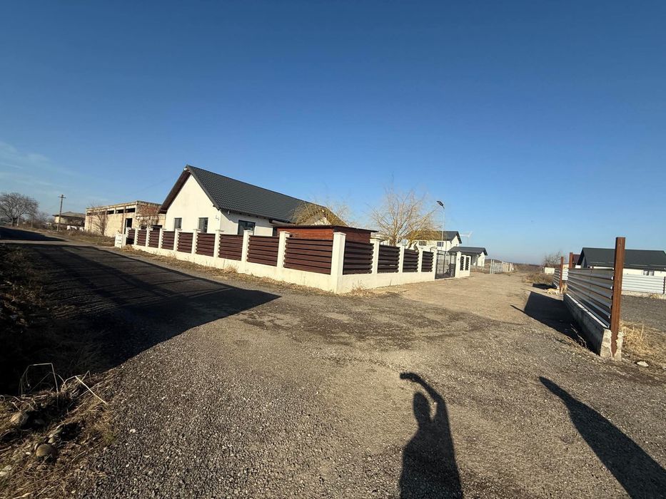 Casa si teren intravilan de vanzare in Focsani