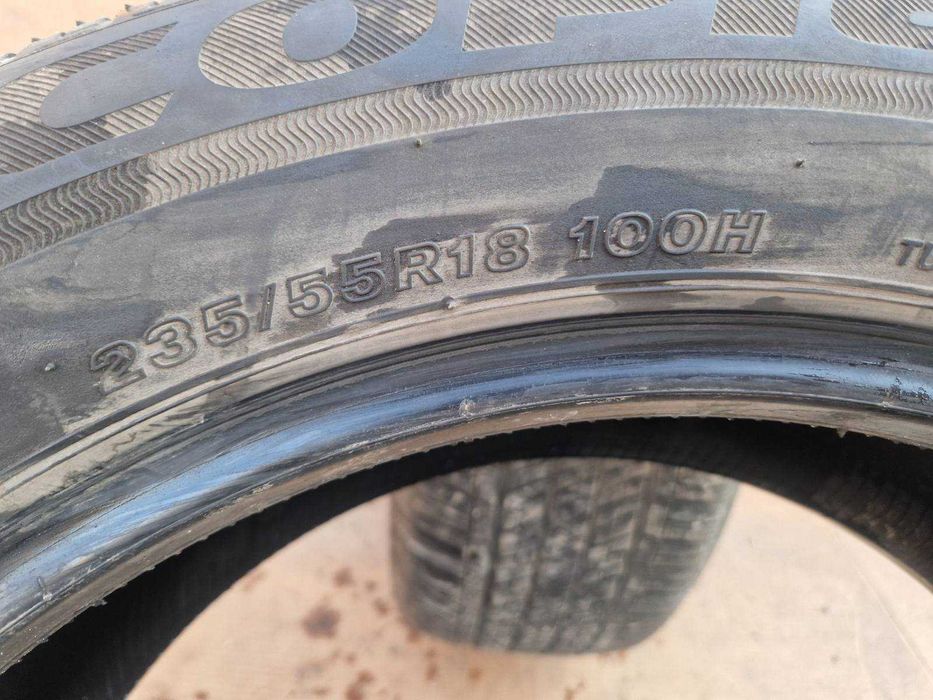 2 Bridgestone R18 235/55 Летни гуми  DOT1918