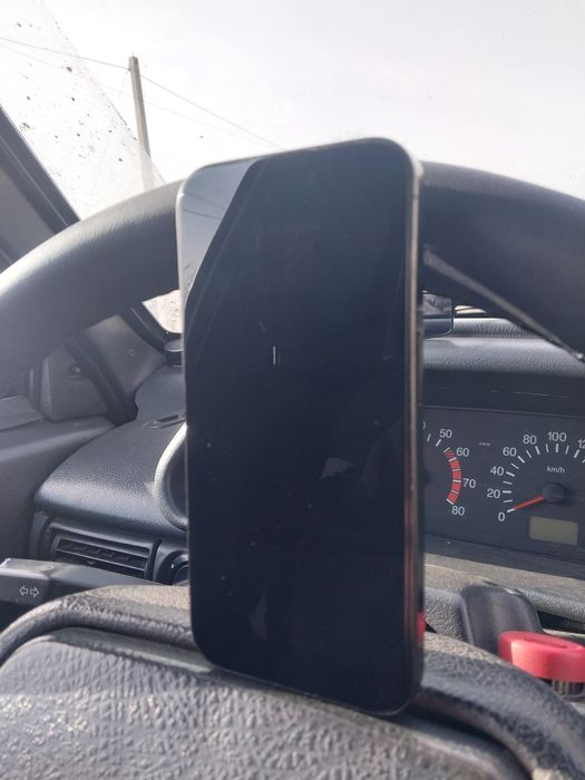 Продам Айфон 15 про