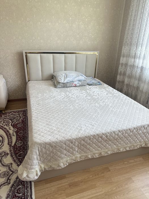 Кровать двуспальная