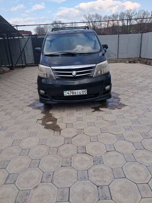 Тайота Альфард 2.4