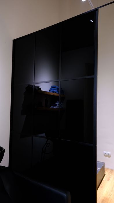 Стеклянная перегородка