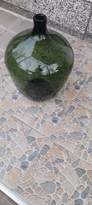 Плетени стъклени дамаджани за ползване