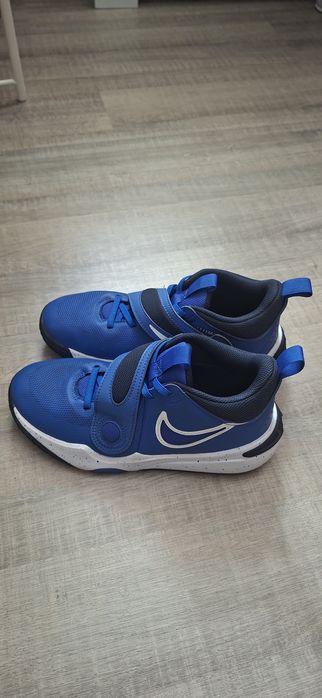 Nike Team Hustle / mărimea 38
