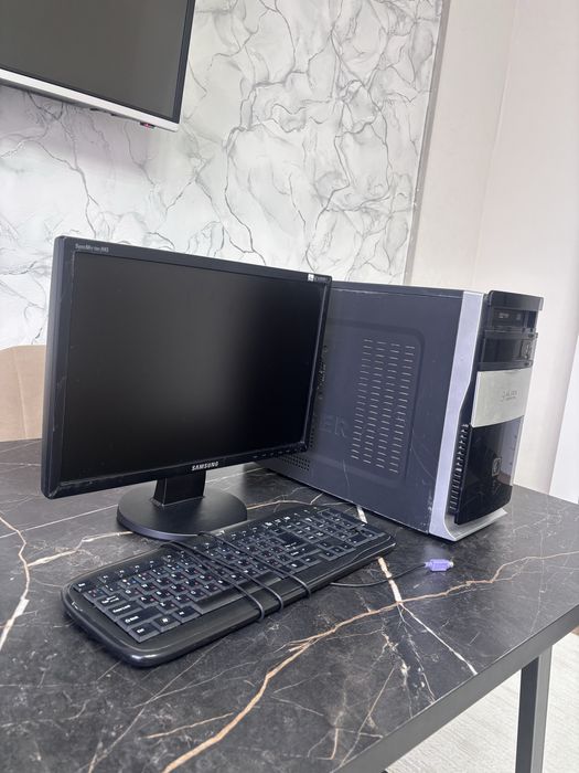 Продается комп. Работает