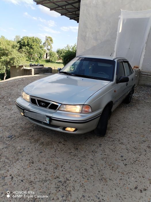 Nexia1  donc  ПОЛ-ЛЮКС