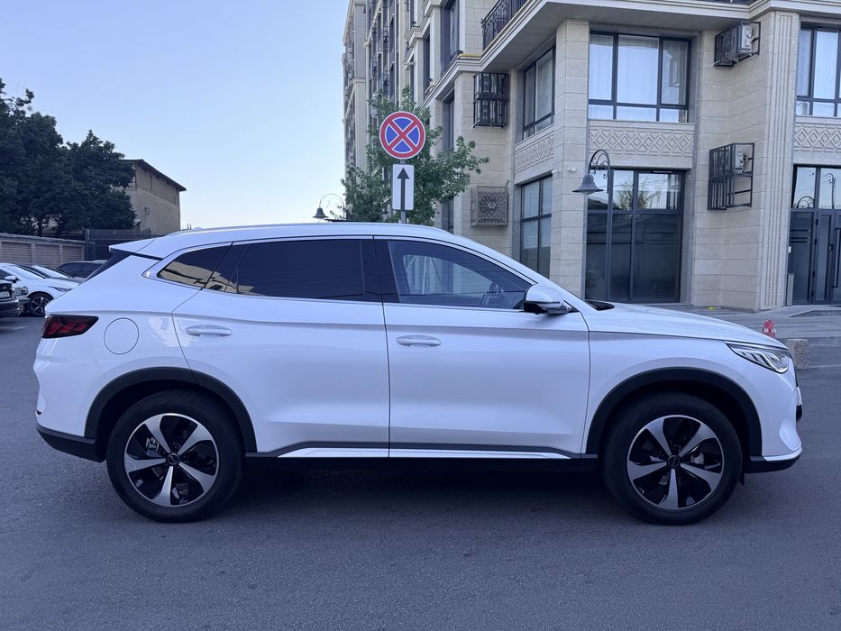 Byd song plus dmi awd