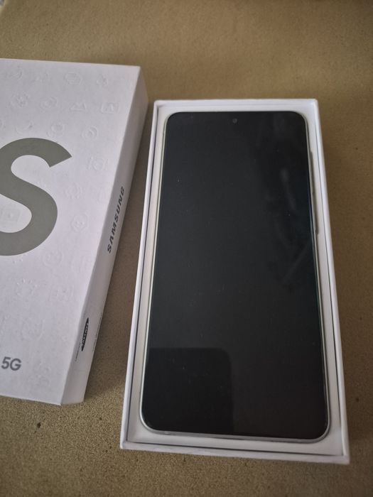 Продам S21Fe 8/256