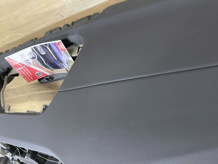 BMW G20 - plansa de bord cusatura - kit airbag volan pasager genunchi