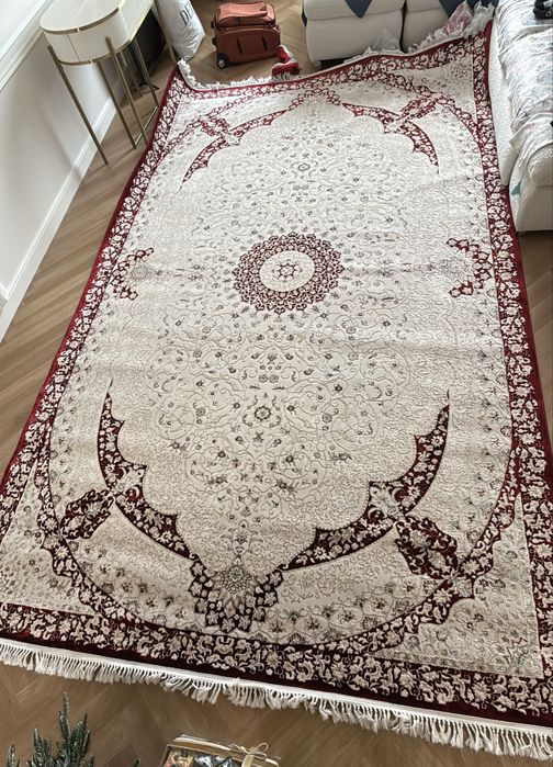 Продам ковер хорошего качества