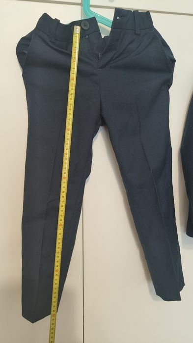 Costum H&M pt baietel 4-6ani