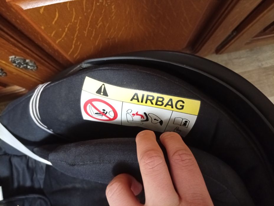 Vând scoica auto+pătuț+căruț