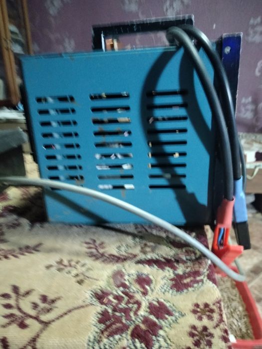 Зарядное устройство для аккумуляторов