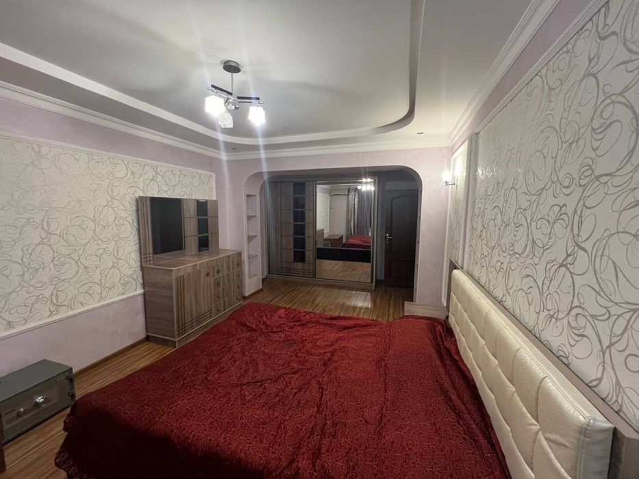 Ц1, 4-комнатная квартира и парковка в самом центре Ташкента