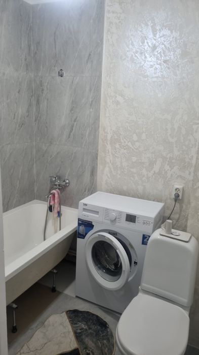 Срочно, продается 2 х комнатная квартира.