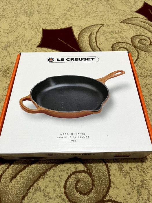 LE CRUEUSET Чугунная кастрюля