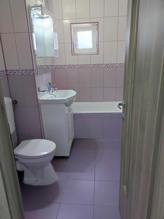 Apartament 2 camere de vanzare - Zona Democratiei