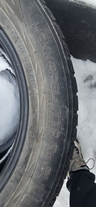 Продаю Шины 275 50 R20