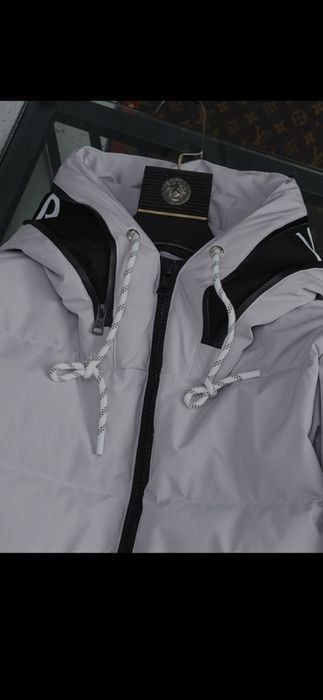 Geaca de Firmă din puf de gasca