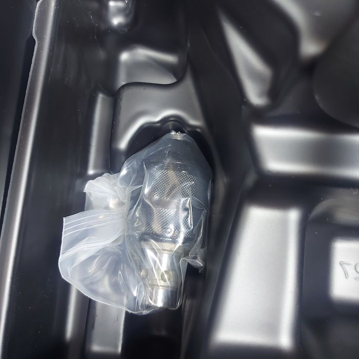 ПРОМОЦИЯ.Акумулаторен перфоратор Milwaukee M18 BLHX-0X