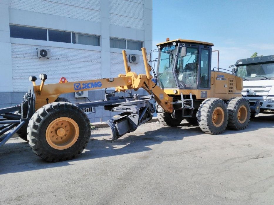 Автогрейдер - XCMG GR 180