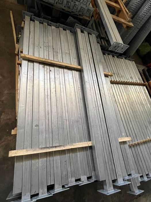 Пирони/телове/мрежи/ограда/арматурна заготока/двор/градина/дом