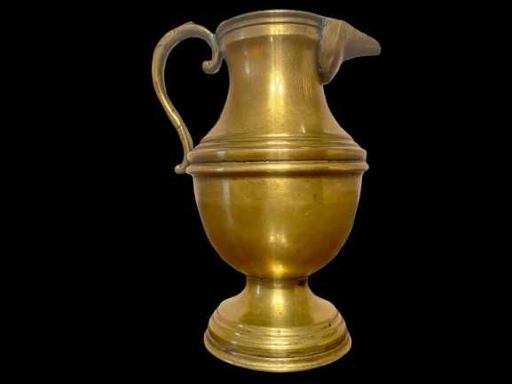 РАЗПРОДАЖБА - 15€. Винтидж Месингова Кана с богато украсени детайли