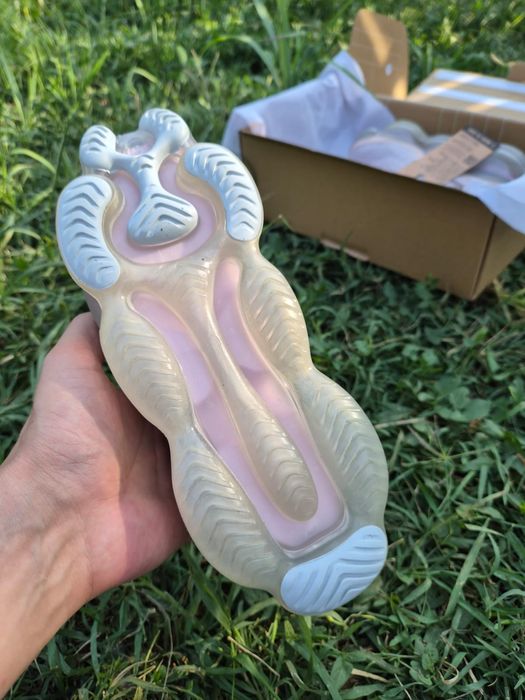 Nike Air Max Scorpion Barely Rose, mărimi de la 36 la 40