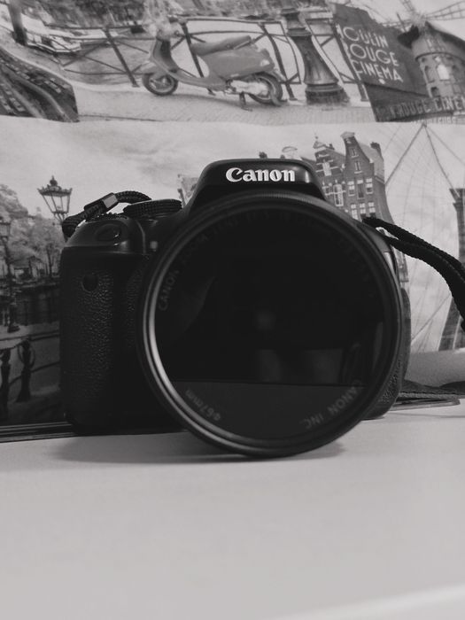 Фотоаппарат canon 600d