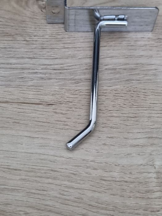 Крючки металлические