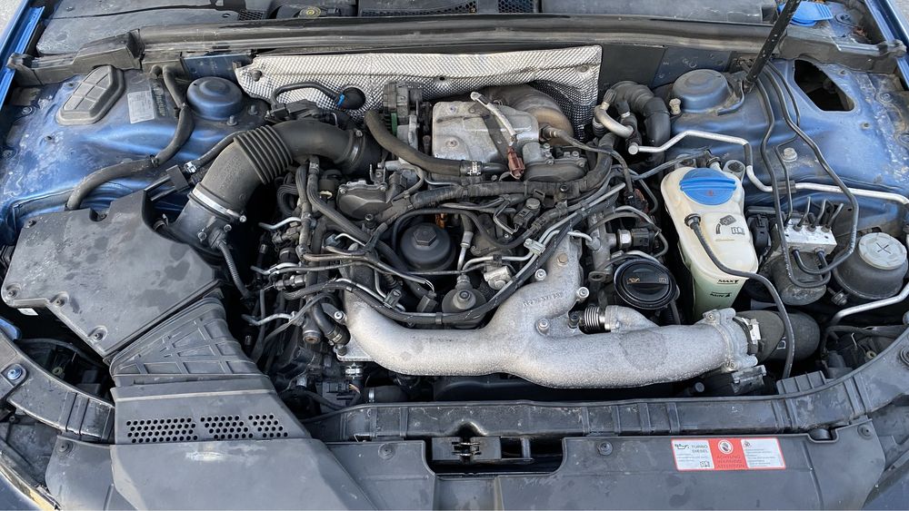 Dezmembrez/Dezmembrari Audi A5 2.7 Tdi CAMA 190cp 2008   LX5V