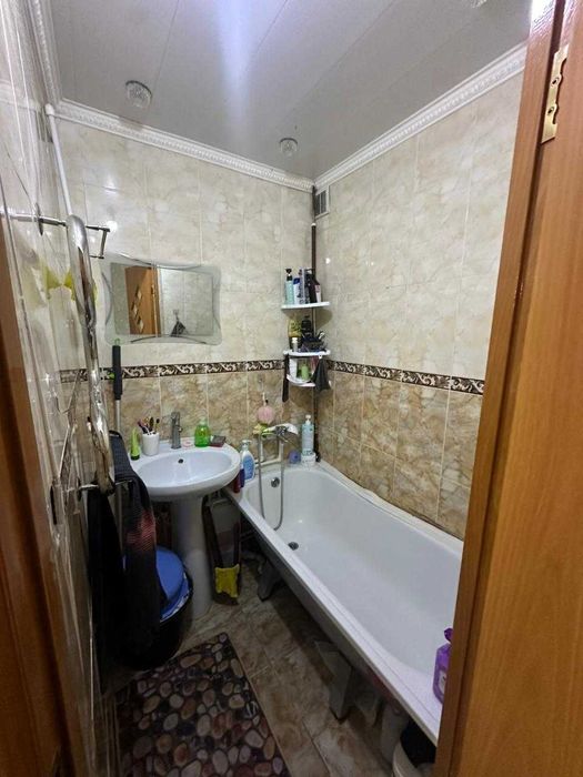 продаем 3х ком. квартиру в  очень хорошем районе