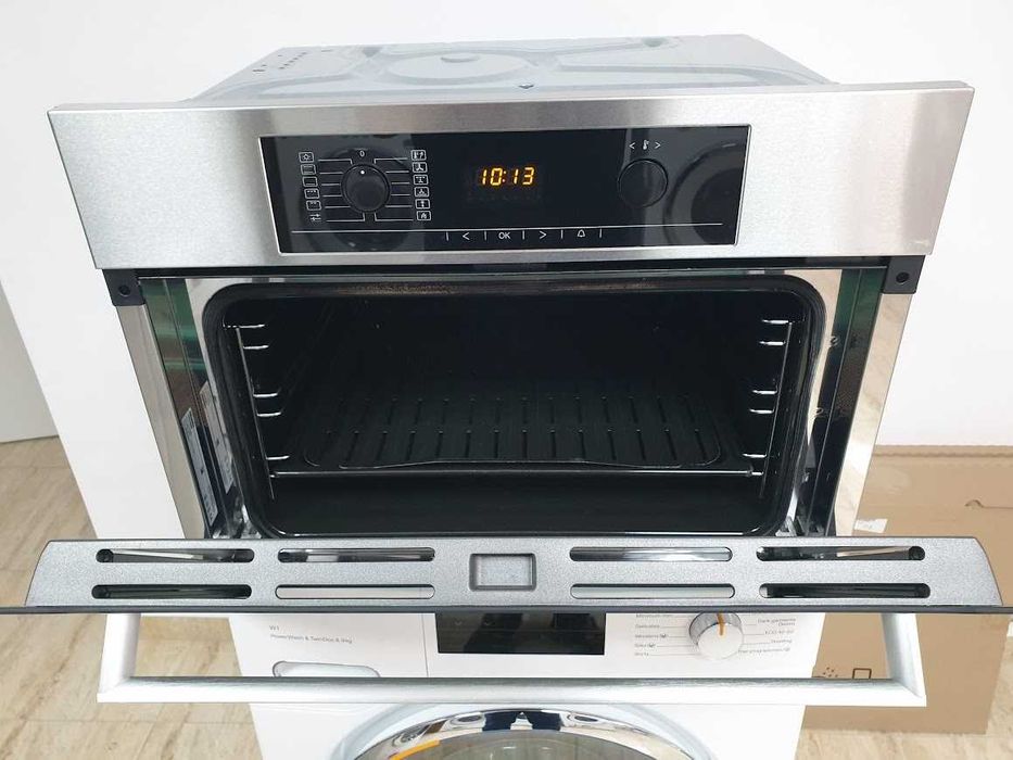 43L - Малка Miele Фурна с пиролиза за вграждане