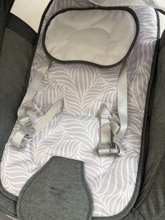 Шезлонг Kidilo маятник как новый