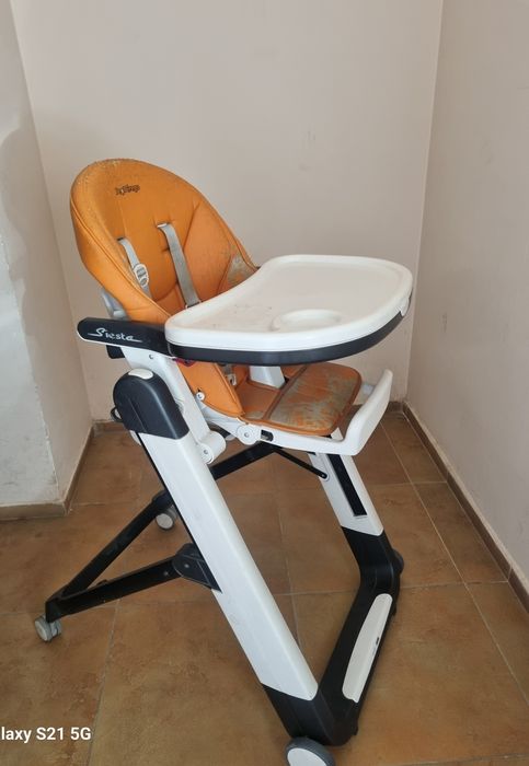 Продам стульчик для кормления  Peg Perego