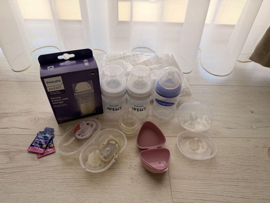 Set biberoane si pungi stocare lapte Phillips Avent