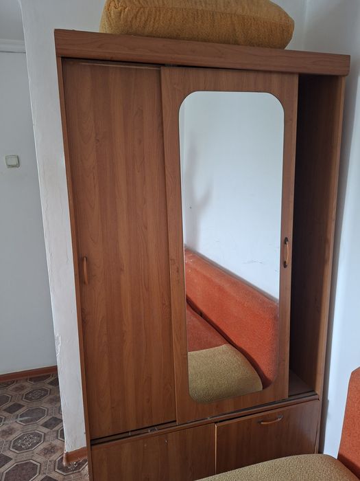 Продам Шкаф в хорошем состоянии